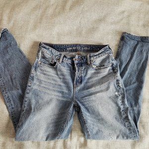 American Eagle Tomgirl Jeans
